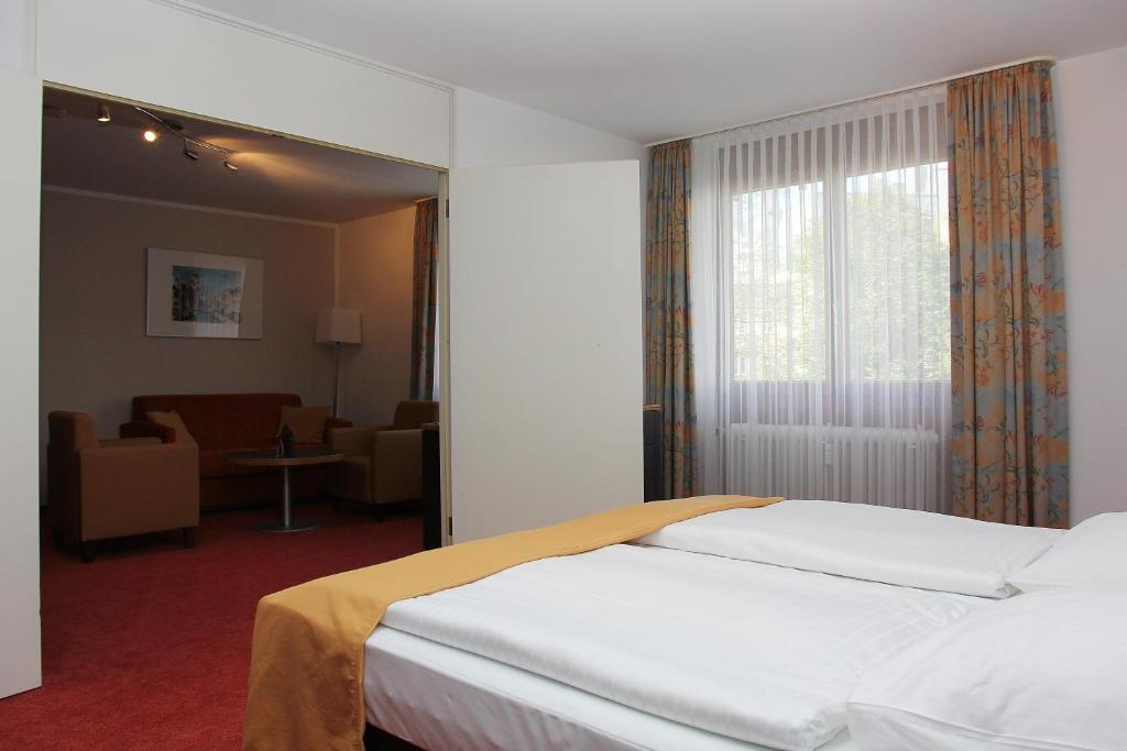 Gaestehaus Forum Am Westkreuz Apartahotel