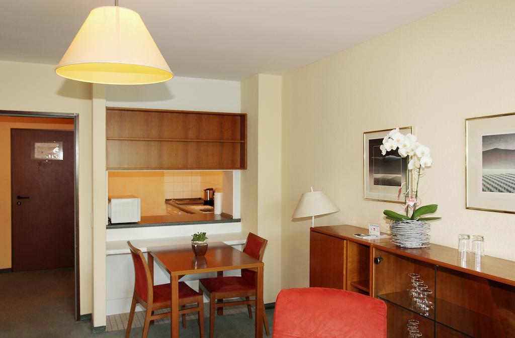 Gaestehaus Forum Am Westkreuz Apartahotel 3*