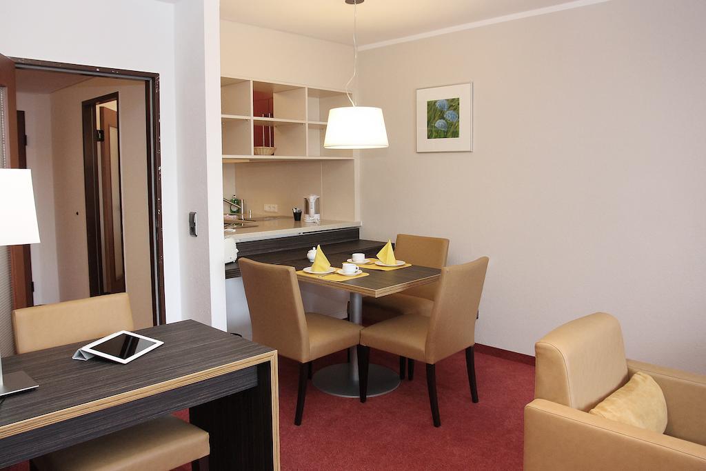Apartahotel Gaestehaus Forum Am Westkreuz 3*